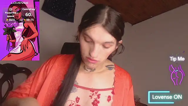 Scarlett crastrawberry online show from February 7, 2026, 11:36 am