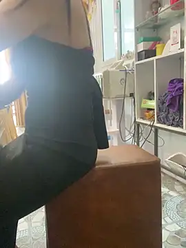 Phale2x online show from November 26, 2025, 2:12 am