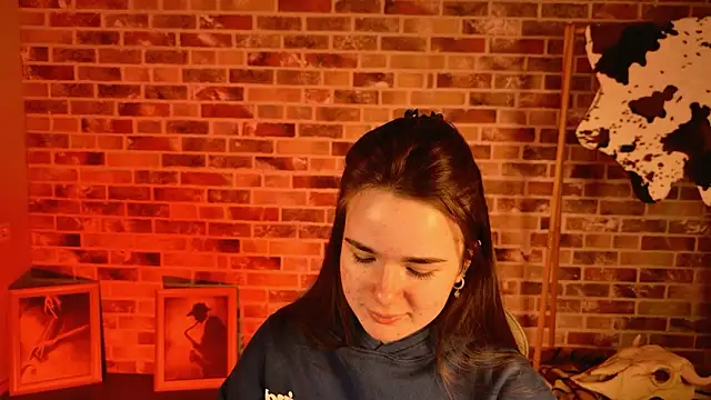 May Bloom online show from February 24, 2026, 6:11 am