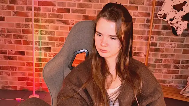 May Bloom online show from March 10, 2026, 6:29 am