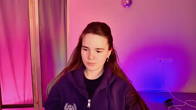 May Bloom online show from April 21, 2026, 10:10 am