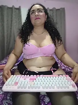 FannyFantasy69 online show from March 27, 2026, 5:02 am