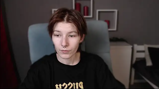 guitarandangell online show from November 16, 2025, 4:51 am