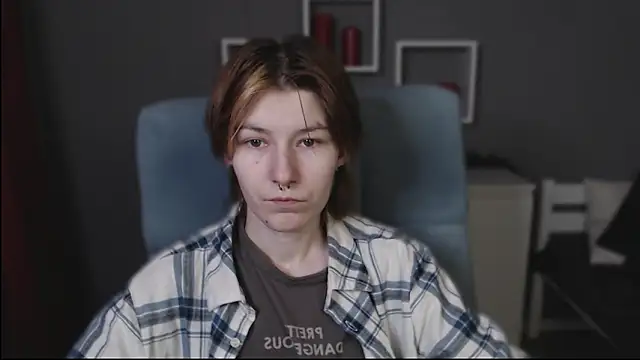 guitarandangell online show from February 4, 2026, 2:23 pm