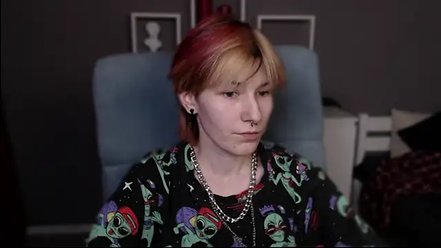 guitarandangell online show from April 9, 2026, 6:19 am