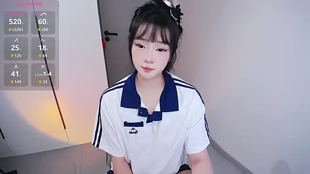 Kinadolly online show from November 15, 2025, 10:01 am