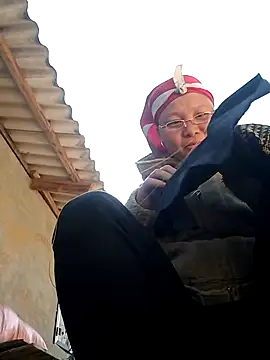 siro-zz online show from November 26, 2025, 6:47 am