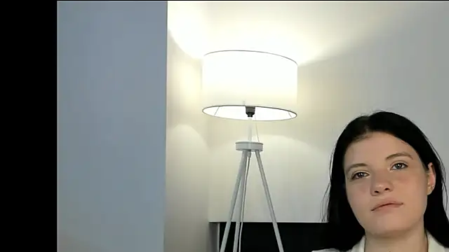 DelilahNifong online show from October 18, 2025, 8:26 am