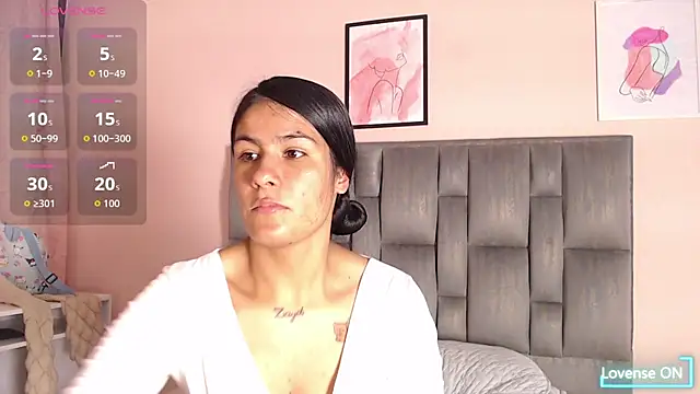 Ailyn8 online show from October 18, 2025, 9:37 pm