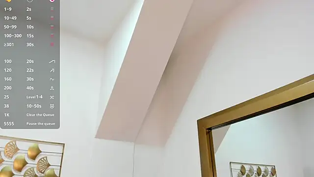 lucia lorenz online show from January 15, 2026, 11:26 am