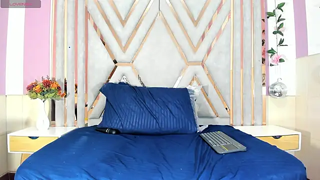 vanesaa mejia online show from January 9, 2026, 8:17 am