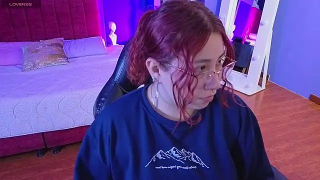 littlee red online show from March 7, 2026, 7:55 pm