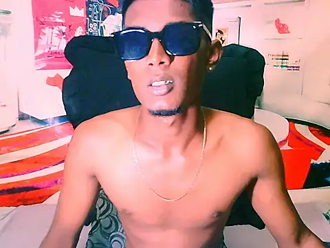 IndianThuggin online show from November 7, 2025, 4:51 pm