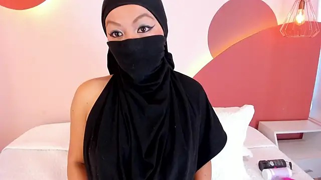 SophiaBeckerr online show from October 19, 2025, 1:45 pm