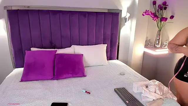 Dakota jhons1 online show from March 13, 2026, 6:14 pm