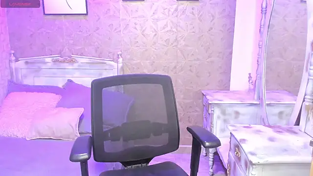 Sofia clk online show from June 10, 2026, 2:56 am