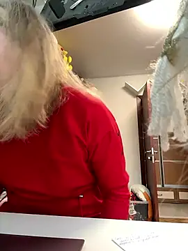 Snapshot of Amelia-Diamond chatting on January 14, 2026, 8:42 am Amelia-Diamond online show from January 14, 2026, 8:42 am