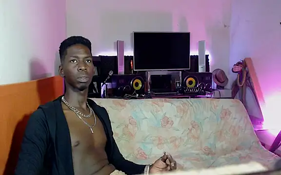 Black Paradice online show from November 4, 2025, 2:32 am