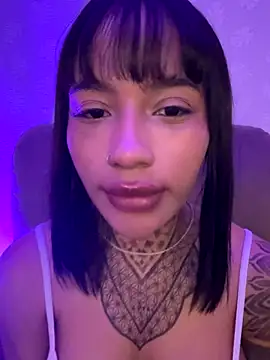 Snapshot of akiira_lee chatting on January 8, 2026, 2:25 am akiira lee online show from January 8, 2026, 2:25 am