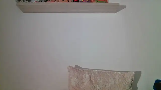 Snapshot of valeriahornier chatting on June 3, 2026, 4:04 am valeriahornier online show from June 3, 2026, 4:04 am