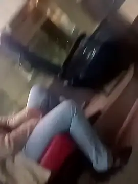 RNlov online show from October 23, 2025, 3:55 pm