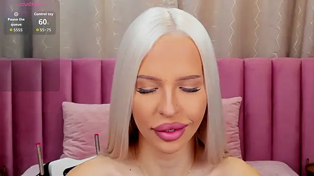 KailaCrystall online show from November 27, 2025, 1:29 am