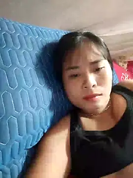 Squirrel-Pear online show from November 1, 2025, 10:06 am