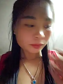 Squirrel-Pear online show from December 2, 2025, 5:46 am