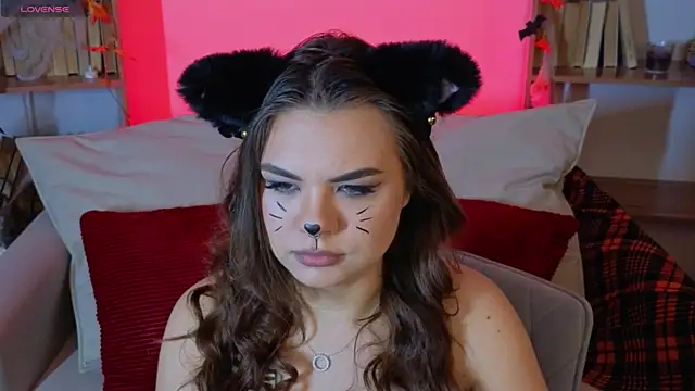 Miss Delia online show from October 22, 2025, 11:59 pm