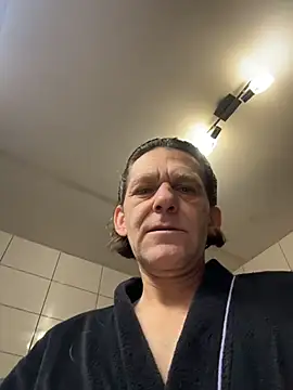 kon77777 online show from November 25, 2025, 3:39 am