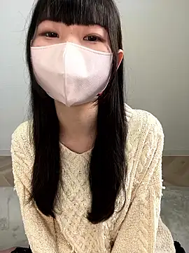 Reina cute 00  online show from November 26, 2025, 7:09 am