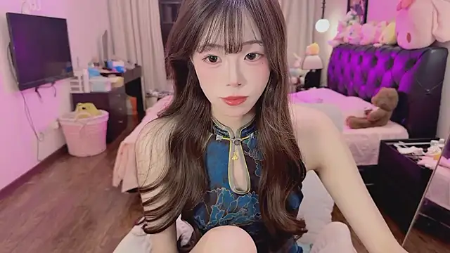 Snapshot of Onecutelittle chatting on May 9, 2026, 1:05 pm Onecutelittle online show from May 9, 2026, 1:05 pm