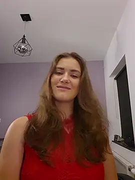 MiaRides19 online show from December 5, 2025, 6:37 pm