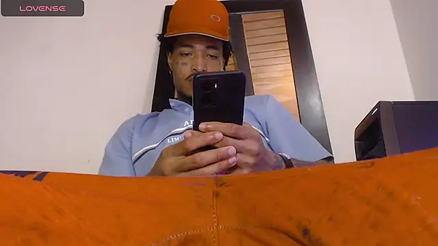 Snapshot of Anaconda_larga chatting on May 27, 2026, 12:13 pm Anaconda larga online show from May 27, 2026, 12:13 pm