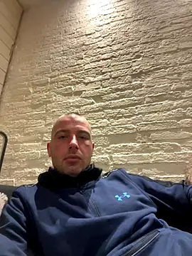 Rotteei1 online show from January 7, 2026, 4:48 am