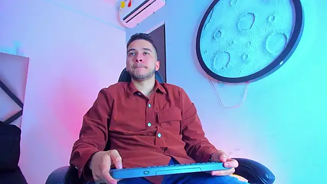 mike 257 online show from January 19, 2026, 11:25 am