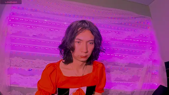 najimi uwu online show from October 27, 2025, 9:19 pm