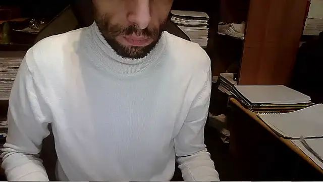 Snapshot of topg84 chatting on October 19, 2025, 6:58 am topg84 online show from October 19, 2025, 6:58 am