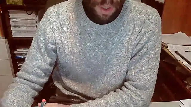 Snapshot of topg84 chatting on October 31, 2025, 7:42 am topg84 online show from October 31, 2025, 7:42 am