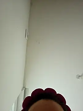 Snapshot of lasexycoquine59 chatting on October 28, 2025, 8:18 am lasexycoquine59 online show from October 28, 2025, 8:18 am