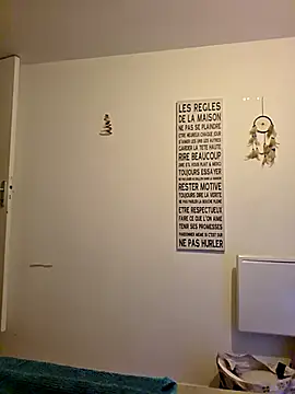 lasexycoquine59 online show from December 4, 2025, 7:39 am