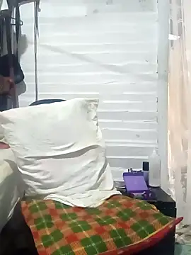 Snapshot of Estebanbigcock23 chatting on February 22, 2026, 10:19 pm Estebanbigcock23 online show from February 22, 2026, 10:19 pm