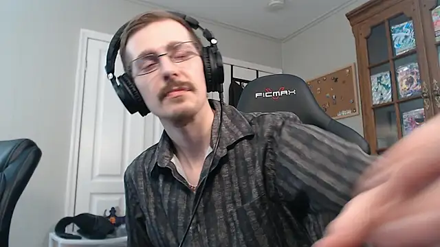 CasuallyCorrupt online show from November 6, 2025, 7:09 am