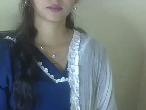 Snapshot of shimz_ chatting on November 21, 2025, 7:07 am shimz online show from November 21, 2025, 7:07 am