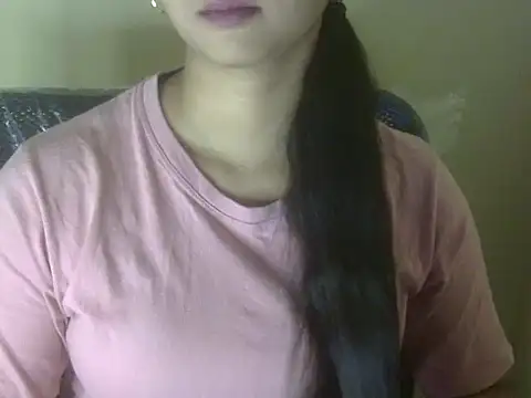 Snapshot of shimz_ chatting on November 25, 2025, 6:57 am shimz online show from November 25, 2025, 6:57 am