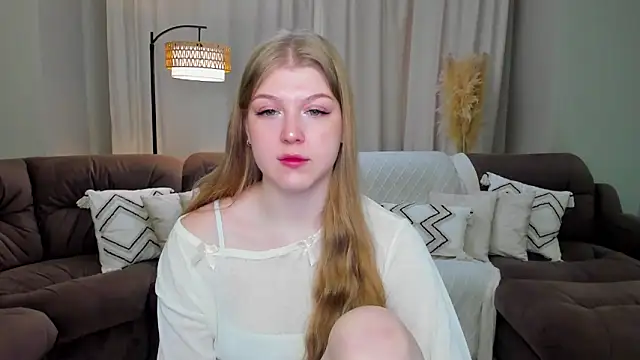 Stella Light online show from June 2, 2026, 11:34 am