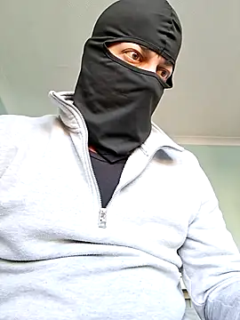 Imyourguy2025 online show from January 14, 2026, 11:05 am