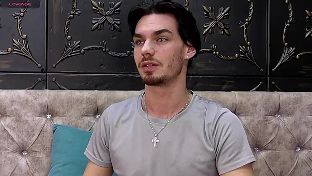 OceannHeart online show from November 11, 2025, 10:54 pm