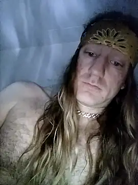 LSDsexslave online show from May 18, 2026, 5:02 am