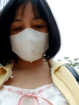 Mina-02 online show from October 23, 2025, 6:13 am